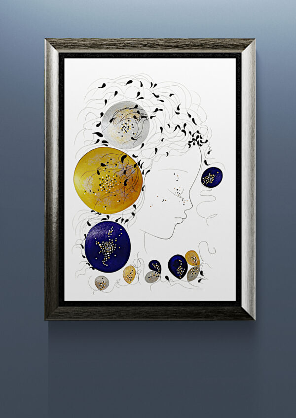 Misen en scéne de l''œuvre originale certifiée pièce unique La Lune aux étoiles. C'est un tableau moderne aux couleurs vives avec des nuances du bleu foncé, d'or et d'argent.